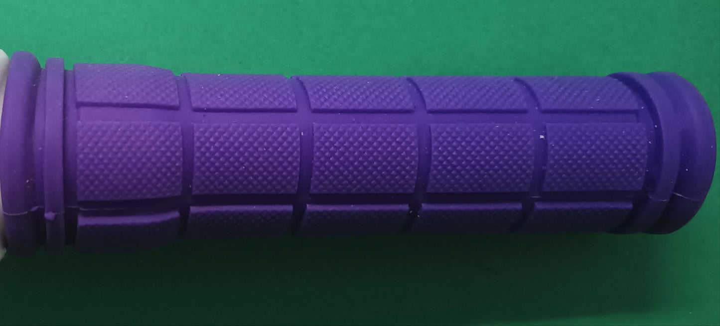 Mini vibrational applicator