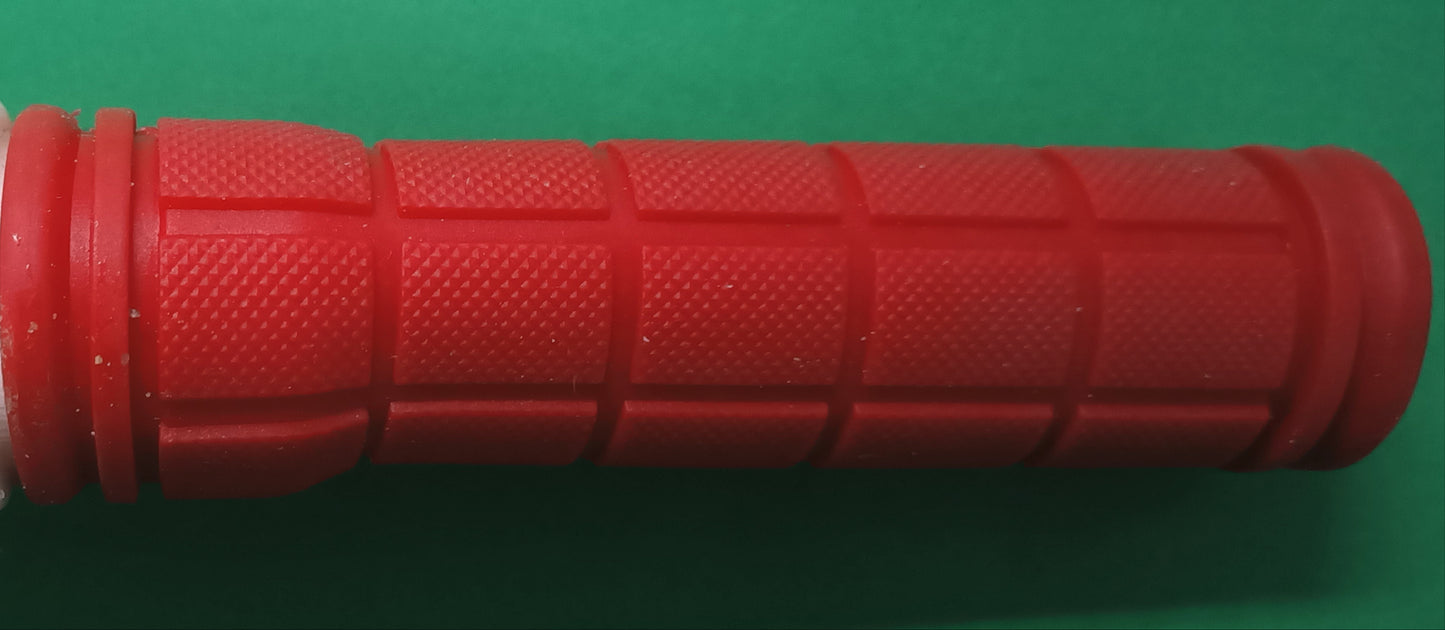 Mini vibrational applicator