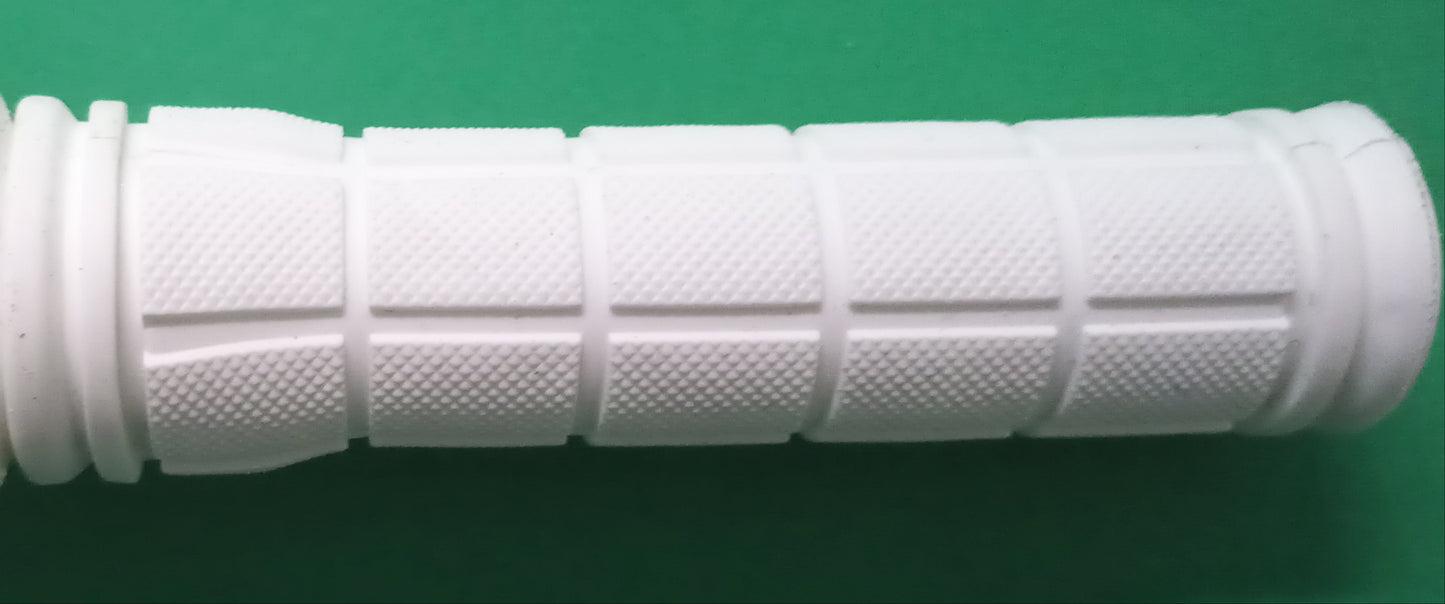 Mini vibrational applicator